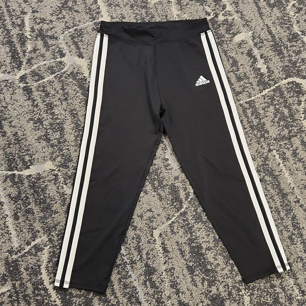 Adidas Workout Pants youth 10/12 M